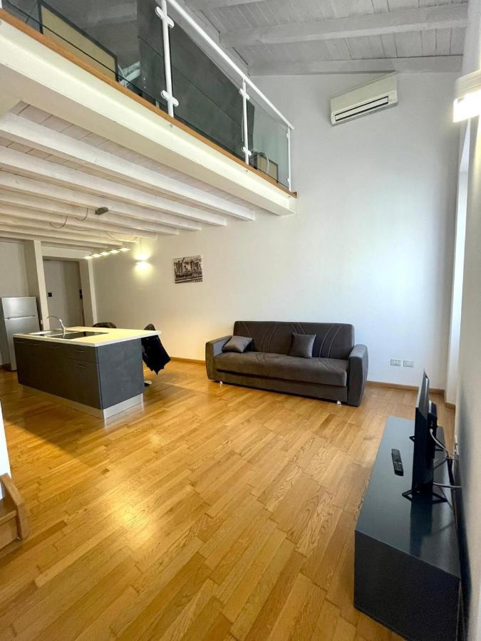 Residenze Umberto I Apartment Мантова Екстериор снимка